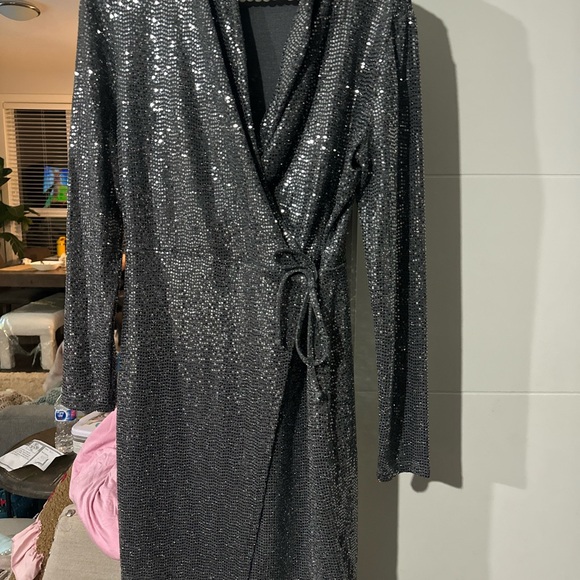 Tahari| Sequin Sparkly Silver dress|Holiday - Picture 1 of 5
